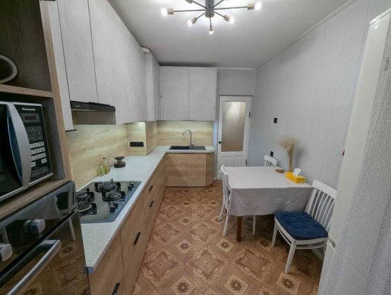 Трехкомнатная Небесной сотни. Одеса