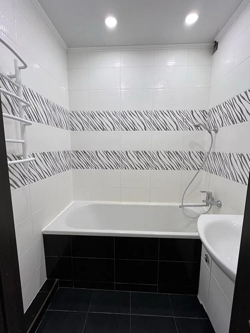 Оренда Квартира 1-кімнатна, 16/16 поверх на Якуба Коласа, 23а Киев - изображение 6