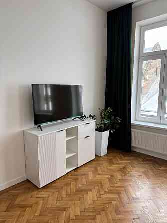 Продаж Квартира 1-кімнатна, 4/4 поверх на вул. Площа Святого Теодора Львов