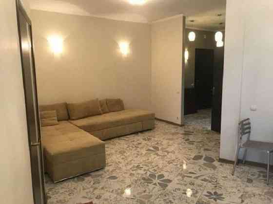 Оренда Квартира 2-кімнатна, 10/11 поверх на ул. Срибнокильская, 12 Київ