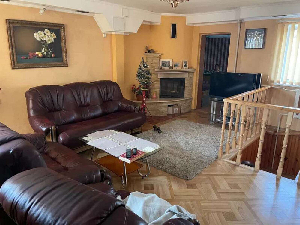 Оренда Квартира на ул. Садовая Киев - изображение 1