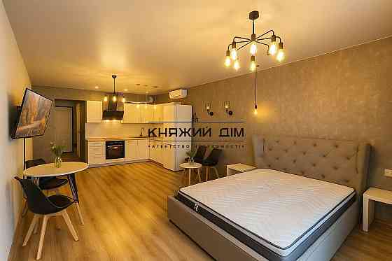 Продаж Квартира 1-кімнатна, 16/16 поверх на вул. Трутенко Онуфрия ул./Михайла Максимовича Киев