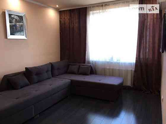 Оренда Квартира 1-кімнатна, 22/25 поверх на ул. Юрия Шумского, 3г Київ