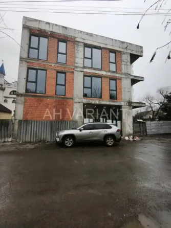 Продажа 1к Квартира 46 кв.м Собранецька 100 Ужгород