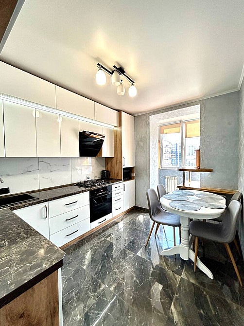 Продаж Квартира 2-кімнатна, 7/9 поверх на Хіміків Івано-Франківськ - фото 1