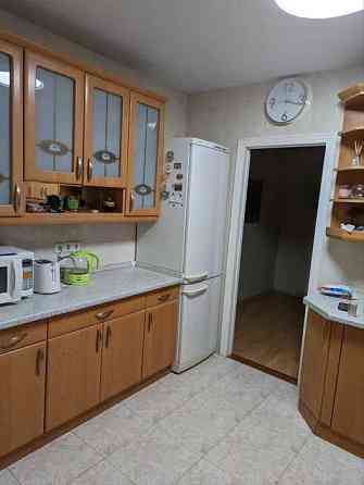 Оренда Квартира 3-кімнатна, 6/15 поверх на ул. Анны Ахматовой, 8 Київ