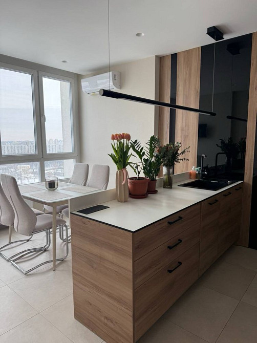 Продаж Квартира 2-кімнатна, 21/26 поверх на Каховська вул., д. 60 Київ - фото 2