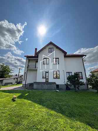 Продаж 3-поверховий Будинок з ділянкою 14 сот 350 кв.м 7+ кімн. на Геологів вул. Лапаївка