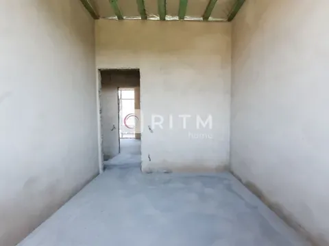 Продаж 2-поверховий   95 кв.м 4 кімн.   - фото 3