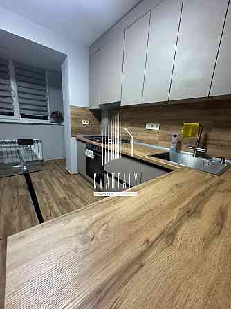 Продаж Квартира 1-кімнатна, 2/9 поверх на Каштановая вул., д. 8 Киев