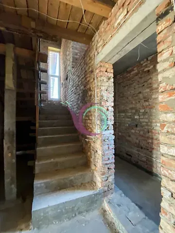 Продажа 2-этажный   280 кв.м 5 комн.   - изображение 3