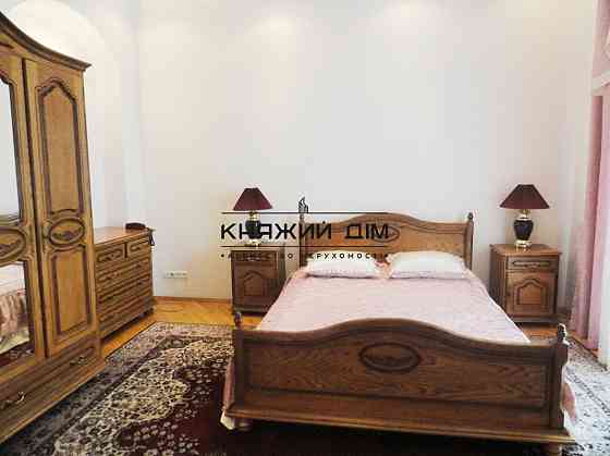 БЕЗ КОМІСІЇ! Простора 3 кім. студіо в Сталінці, Центр м. Площа Льва Толстого. № 117701 Киев