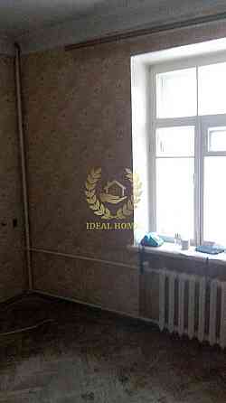 Продаж Квартира 15-кімнатна, 1/6 поверх на Половецкая ул., 25/27 Киев