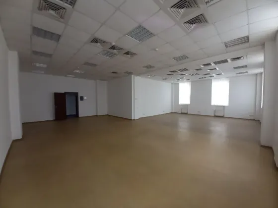 Сдаётся Офисные помещения площадь 1323 кв.м  Днепр Кельнський бульвар Днепр