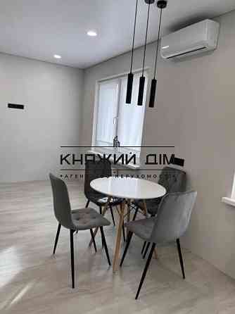 Продам 1-у в ЖК Патріотика. Заходь і живи. М. Позняки. 5 хв. пішки. Код: 21144591 Київ