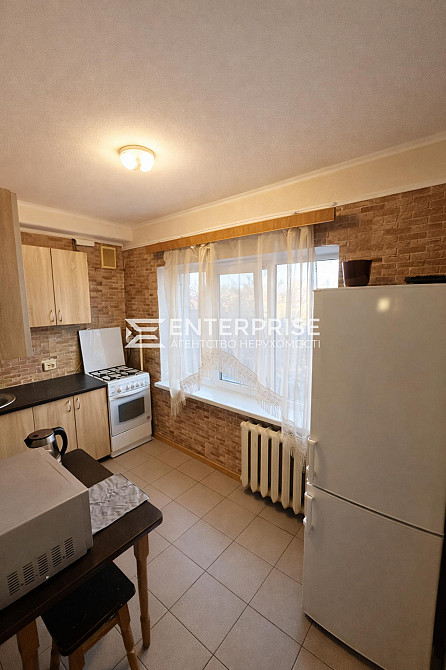 Продаж Квартира 2-кімнатна, 5/5 поверх на вул. Берестейський Київ - фото 3