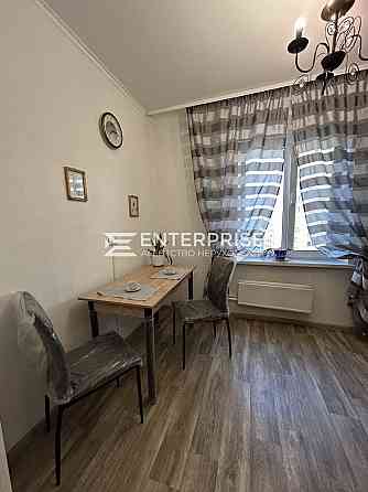 Продаж Квартира 1-кімнатна, 12/15 поверх на вул. Срибнокильская Kiev