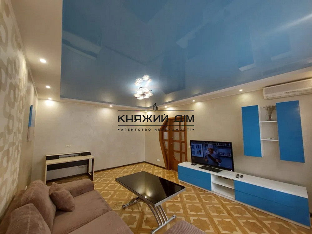 Продаж 3-х кімнатної ,пр-т Бажана 36 м.Харківська Київ - фото 1