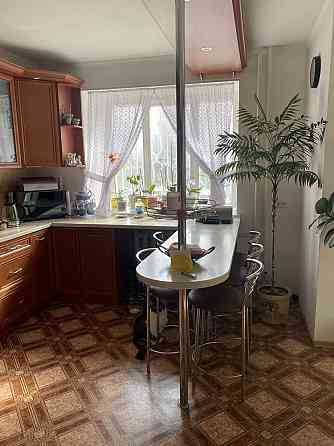 Продаж Квартира 4-кімнатна, 1/16 поверх на Олевська вул., д. 3А Київ