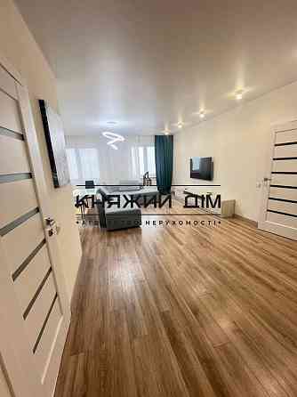 Оренда Квартира 2-кімнатна, 21/24 поверх на Новополевая ул. Kiev