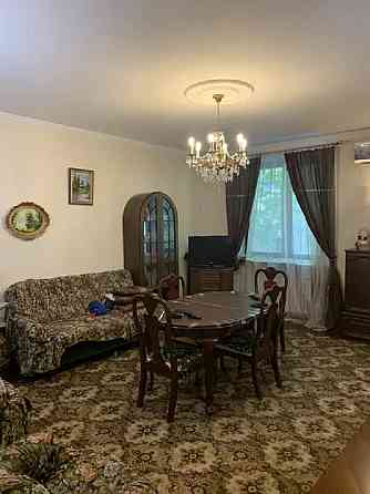 Продам 3-комнатную сталинку, центр, Ришельевская / Успенская, балкон во двор, АГВ Одеса