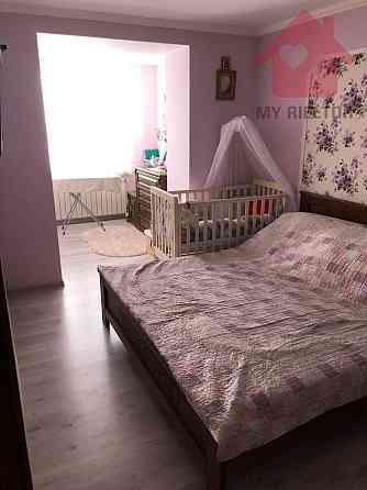 Продаж Квартира 2-кімнатна, 4/5 поверх на Добрянського Ужгород