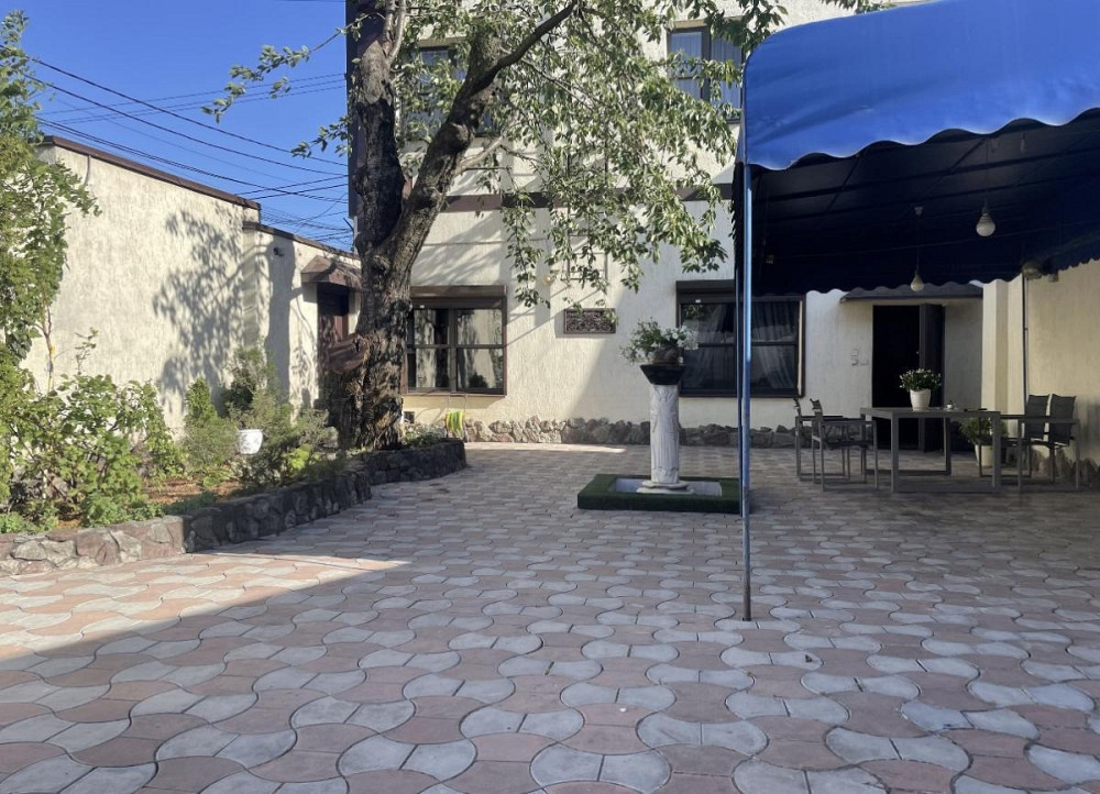 Продам триповерховий будинок на 12-й ст.Великого Фонтану вулиці Гаршина Одеса - фото 1