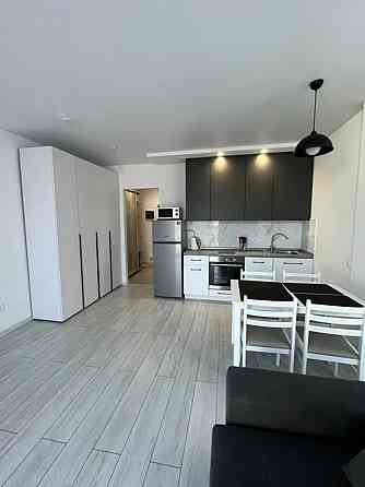 Оренда Квартира 1-кімнатна, 2/4 поверх на Вишнева, 8 Kiev