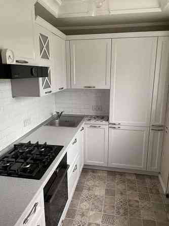 Оренда Квартира 3-кімнатна, 2/9 поверх на ул. Соломенская, 16 Київ