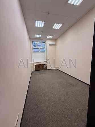 Оренда офісне приміщення на Хрещатик вул., 8 приміщень - 8, поверх - 5/6 Kiev