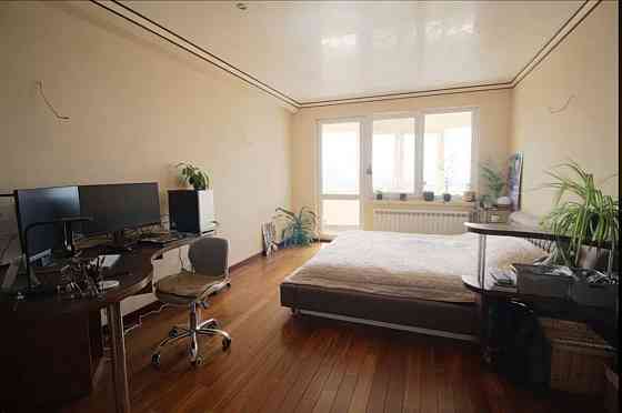 5 кімнатна дворівнева квартира, вул. Ореста Васкула (Пушиної), м.Житомисрька, Святошинський район Kiev