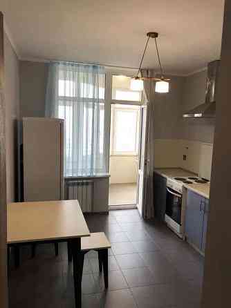 Оренда Квартира 1-кімнатна, 11/25 поверх на ул. Сикорского Київ