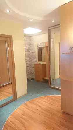 Оренда Квартира 2-кімнатна, 9/16 поверх на пр. Валерия Лобановского Київ