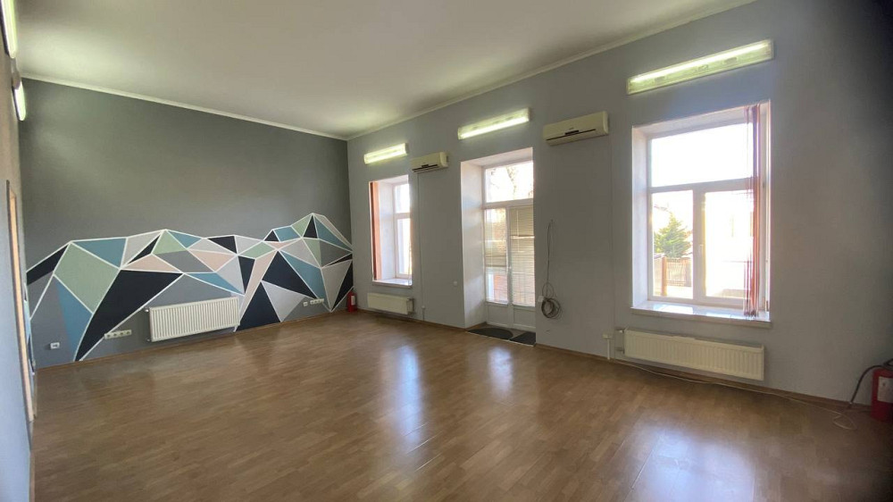 Продаж комерційне приміщення на ул. Нежинская, 32 приміщень - 7, поверх - 1 Одеса - фото 1