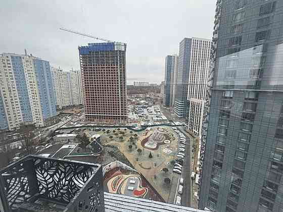 Продаж Квартира 3-кімнатна, 17/34 поверх на вул. Заболотного, 1б Киев