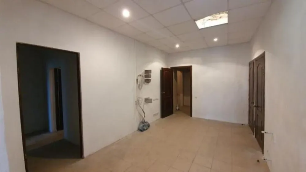 Продаж Окрема будівля / частина будівлі площа 161 кв.м 1-й поверх на Радистів Дніпро - фото 2