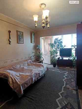 Продаж Квартира 2-кімнатна, 5/9 поверх на Озерна вул., д. 30/51 Київ