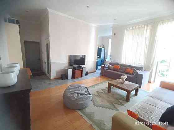 Оренда Квартира 2-кімнатна, 3/4 поверх на ул. Саксаганского Киев