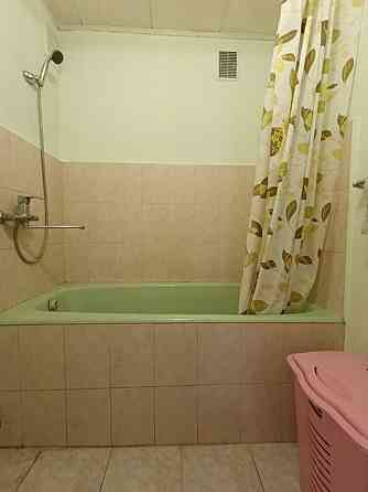 Оренда Квартира 2-кімнатна, 3/9 поверх на вул. Братиславська, 13 Kiev