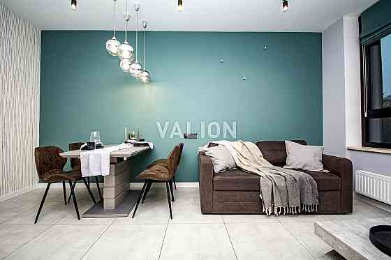 Продаж Квартира 2-кімнатна, 4/25 поверх на Ділова вул., д. 1/2 Kiev