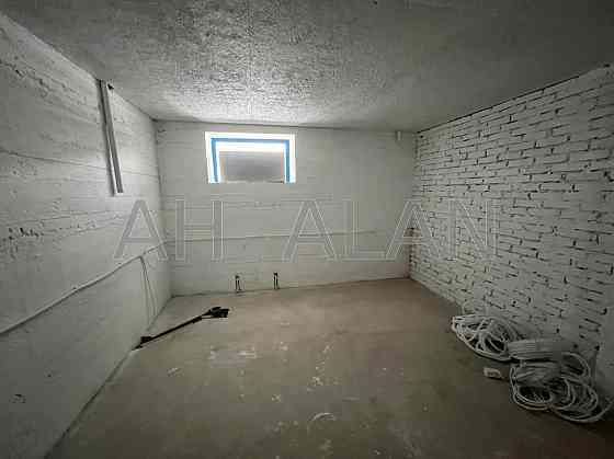 Продаж Будинок 5-кімнатний на Газопровідна вул., 2 Київ