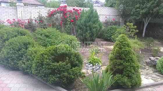 Продаж Будинок 4-кімнатний на вул. Вишнева Kharkiv