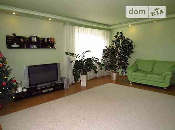 Продаж Квартира 4-кімнатна, 5/6 поверх на Стрілецька Вінниця