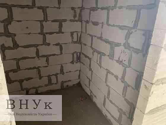 Продаж Квартира 1-кімнатна, 9/10 поверх на вул. Живова Ternopil'