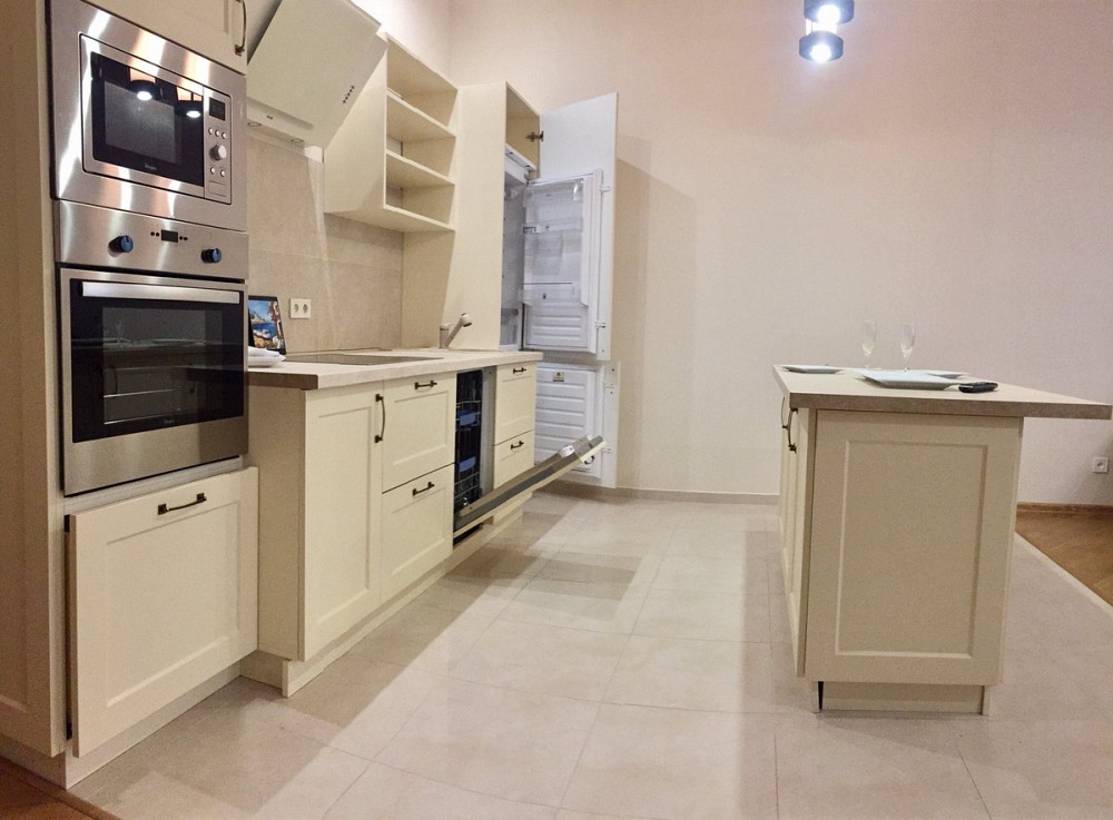 Продаж Квартира 3-кімнатна, 2/8 поверх на Довженко ул., 2 Одеса - фото 2