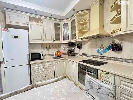 Оренда Квартира 2-кімнатна, 7/32 поверх на Олевська, 9 Київ