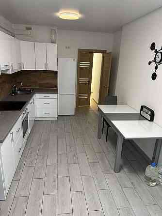 Продаж Квартира 2-кімнатна, 9/15 поверх на Олександра Олеся вул., д. 6Б Київ