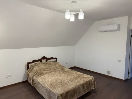 Оренда 2-поверховий Будинок з ділянкою 3 сот 110 кв.м 3 кімн. на вулиця Нова, СТ Дружба Збиранка