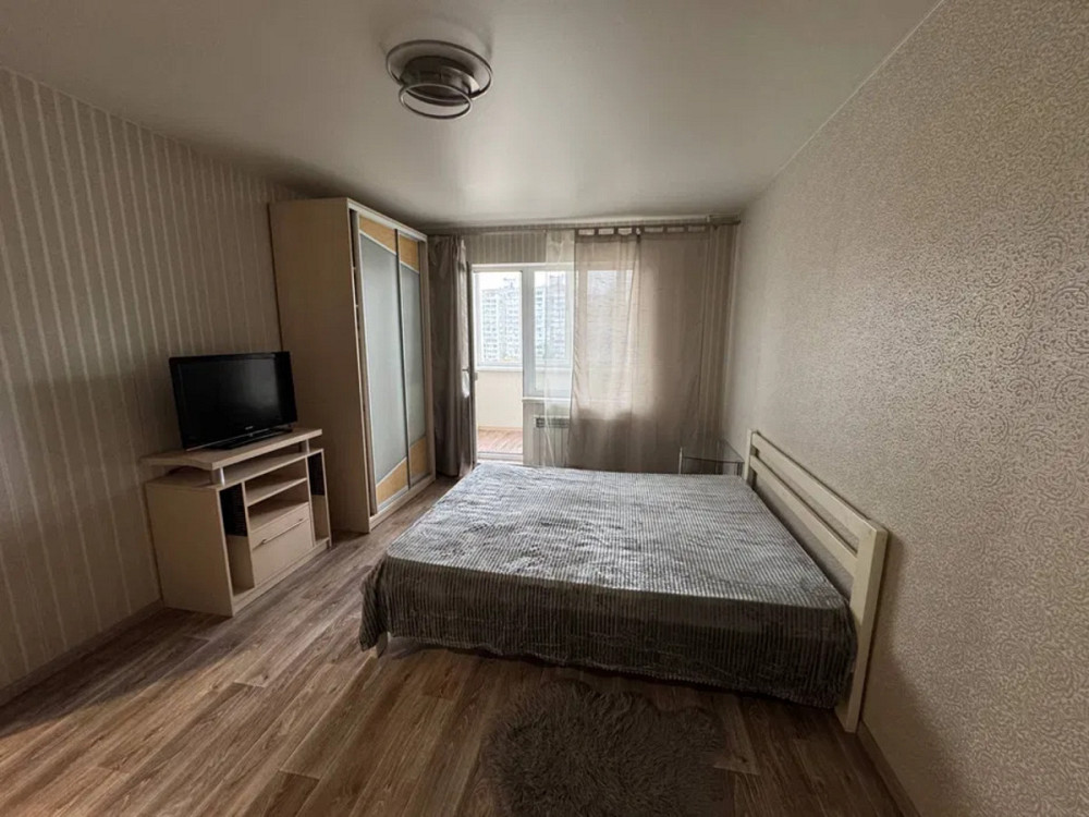 Оренда Квартира 1-кімнатна, 10/16 поверх на вул. Тростянецька, 7В Киев - изображение 1