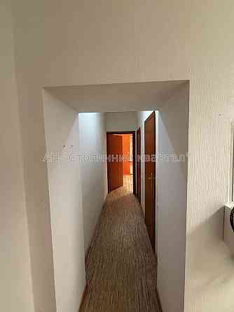 Оренда офісне приміщення на Джона Маккейна вул., 31 приміщень - 3, поверх - 1/5 Киев